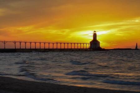 Close To Beach, W&d, Pet Friendly, Dunes, Casino Michigan City